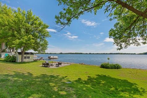 901 Clear Lake Drive Waseca MN 56093