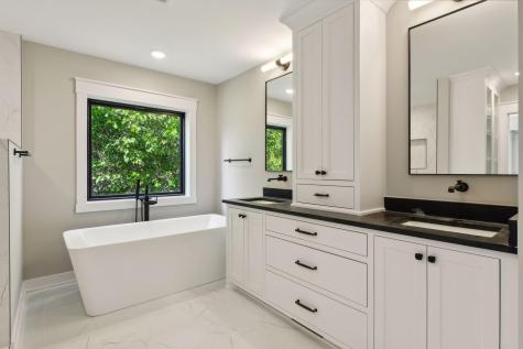 4509 Oxford Avenue Edina MN 55436