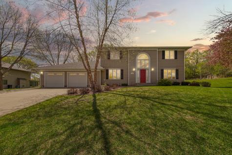 1424 Fairway Drive Faribault MN 55021