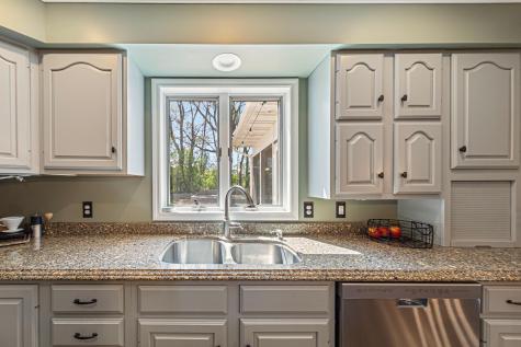1424 Fairway Drive Faribault MN 55021