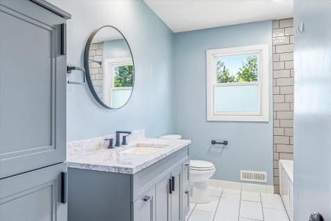 4480 Fawn Lake Drive Stacy MN 55079