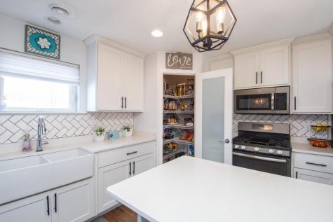 293 Redwood Drive Mapleton ND 58059