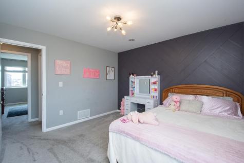 293 Redwood Drive Mapleton ND 58059