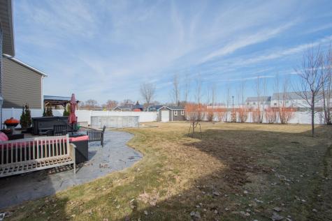 293 Redwood Drive Mapleton ND 58059