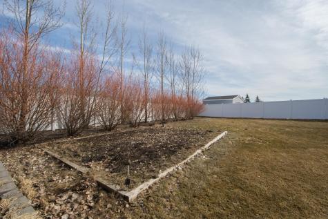 293 Redwood Drive Mapleton ND 58059