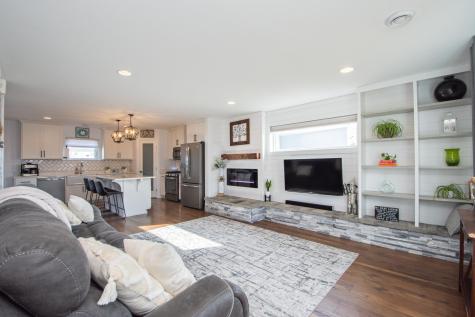 293 Redwood Drive Mapleton ND 58059