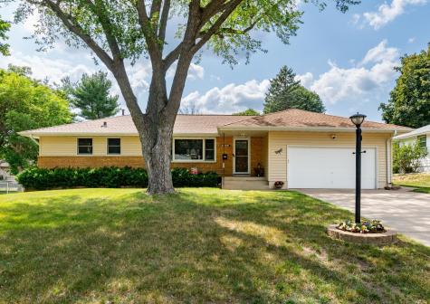 3641 Brunswick Avenue N Crystal MN 55422