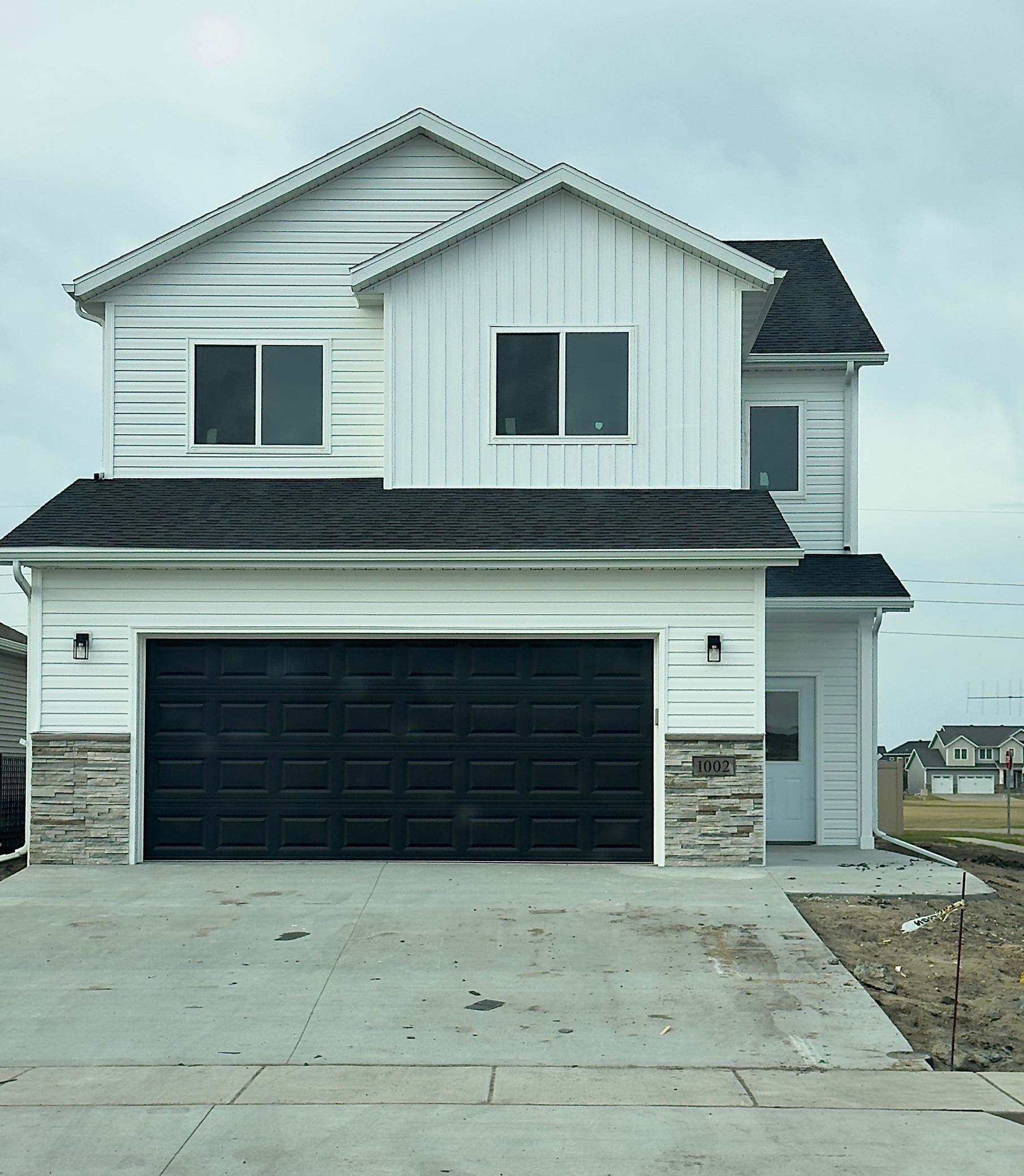 1002 Albert Drive W West Fargo ND 58078