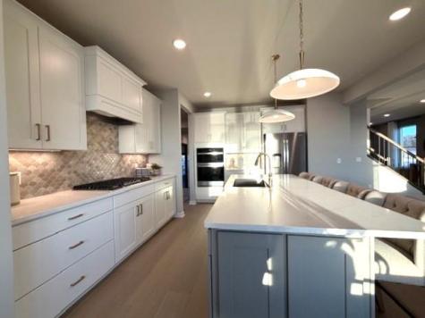 1572 Norbert Lane Shakopee MN 55379