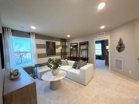 1572 Norbert Lane Shakopee MN 55379
