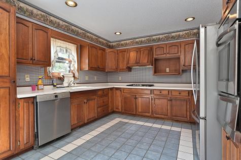 24147 Maple Drive W Bovey MN 55709