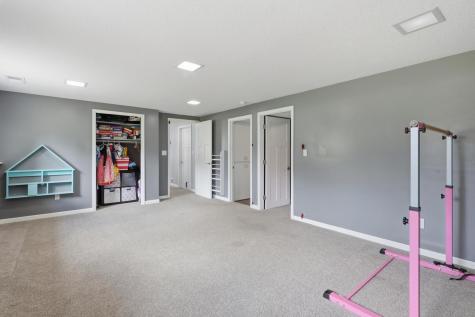 4440 Urbandale Court N Plymouth MN 55446