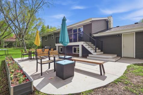4440 Urbandale Court N Plymouth MN 55446