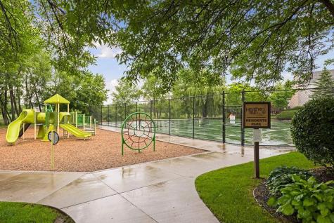 17815 32nd Place N Plymouth MN 55447