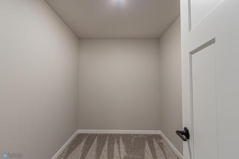 5868 Ellis Drive W Horace ND 58047