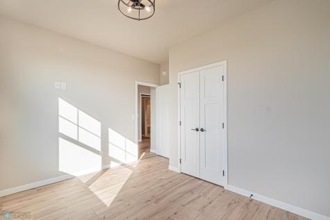 5868 Ellis Drive W Horace ND 58047