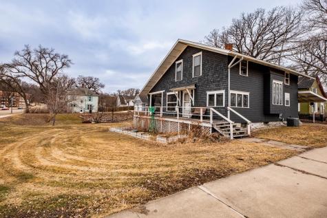 506 4th Avenue SW Valley City ND 58072