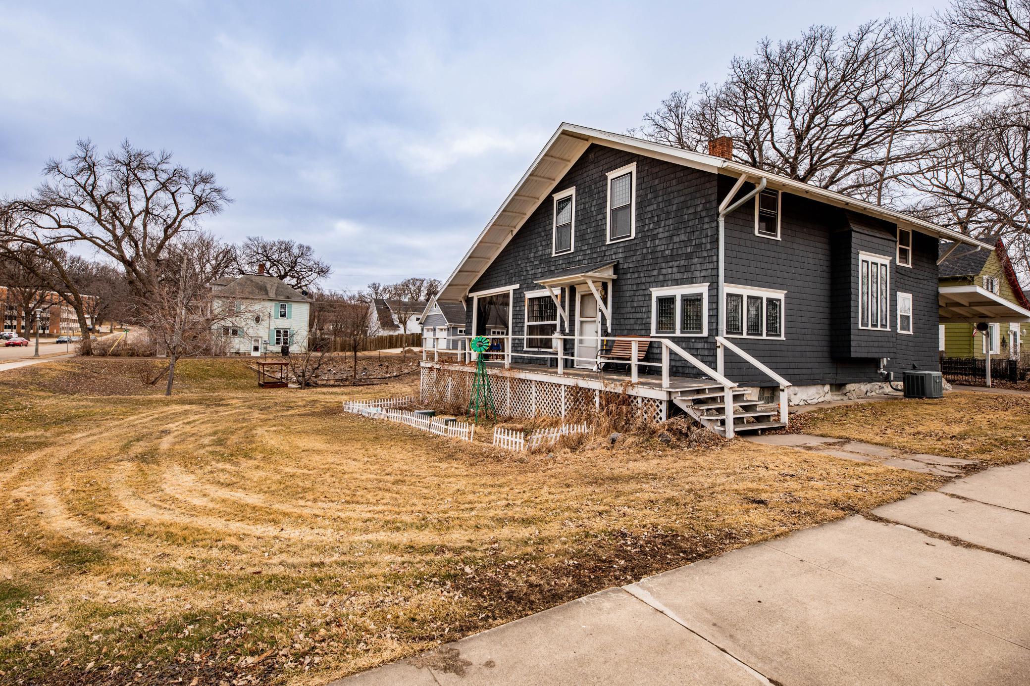 506 4th Avenue SW Valley City ND 58072