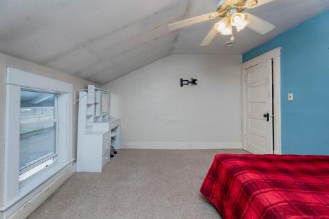 506 4th Avenue SW Valley City ND 58072