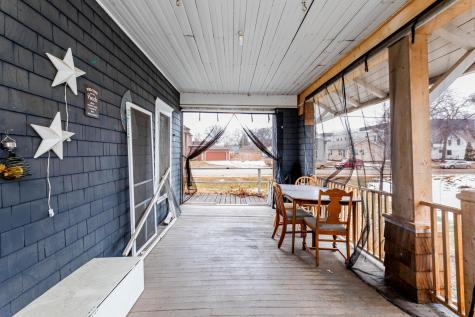 506 4th Avenue SW Valley City ND 58072