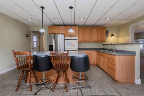 506 4th Avenue SW Valley City ND 58072