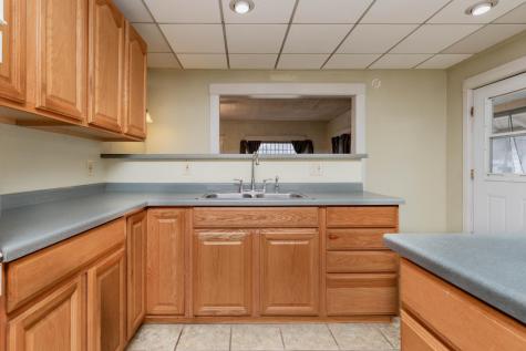 506 4th Avenue SW Valley City ND 58072