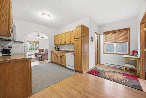 1810 5th Avenue S Fargo ND 58103
