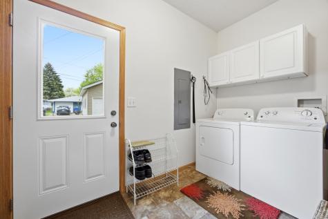 1810 5th Avenue S Fargo ND 58103