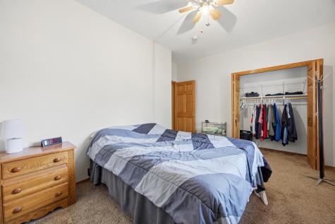 1810 5th Avenue S Fargo ND 58103