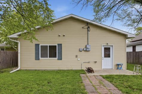1810 5th Avenue S Fargo ND 58103