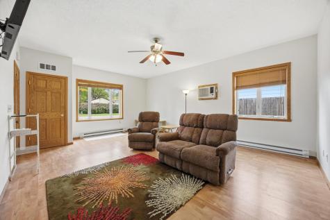 1810 5th Avenue S Fargo ND 58103