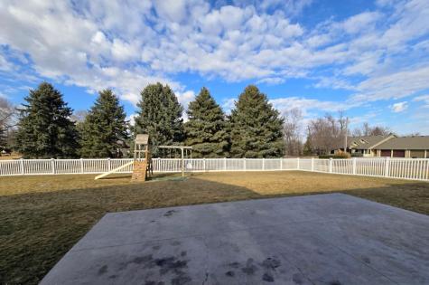 807 8th Street SW Pipestone MN 56164