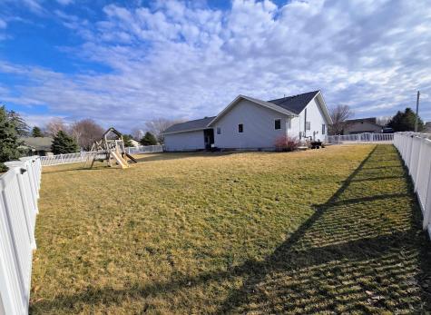 807 8th Street SW Pipestone MN 56164