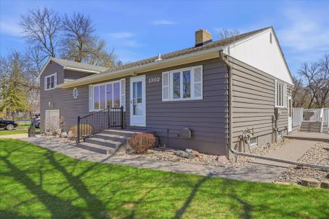 1302 3rd Avenue NE Buffalo MN 55313