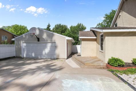 308 8th Avenue SE Forest Lake MN 55025