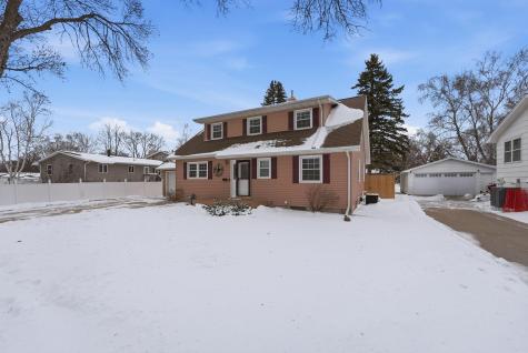 1109 13th Avenue SW Willmar MN 56201