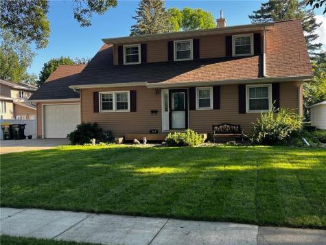 1109 13th Avenue SW Willmar MN 56201