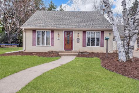 477 Idaho Avenue E Saint Paul MN 55130