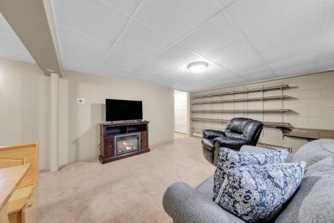 477 Idaho Avenue E Saint Paul MN 55130
