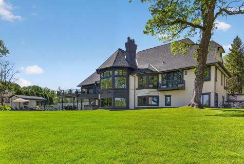 1000 Old Crystal Bay Road S Orono MN 55391