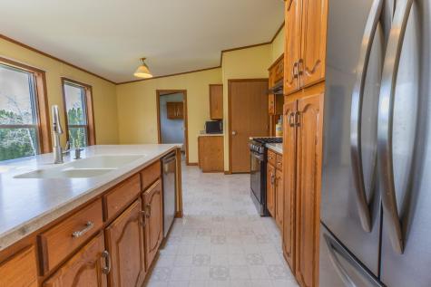 327 Parkside Drive SE Preston MN 55965