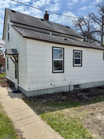 915 6th Avenue E Alexandria MN 56308