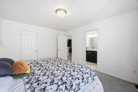 1571 67th Avenue S Fargo ND 58104