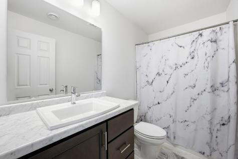 1571 67th Avenue S Fargo ND 58104