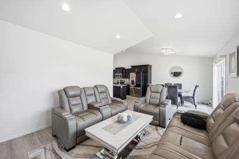 1571 67th Avenue S Fargo ND 58104