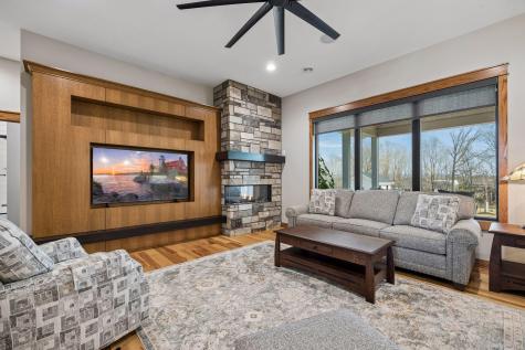 918 Hidden Meadow Lane Lake City MN 55041