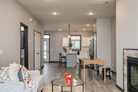 417 Prairie Rose Trail Mankato MN 56001