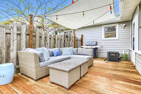 818 Larpenteur Avenue W Saint Paul MN 55113