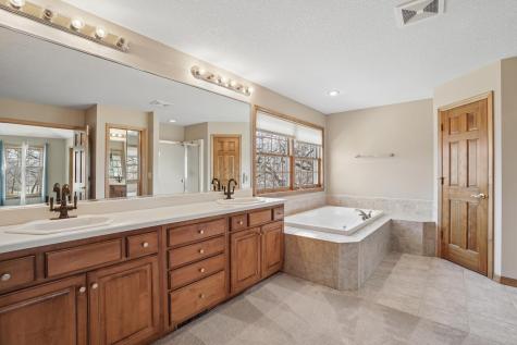 8781 Royal Court NW Anoka MN 55303