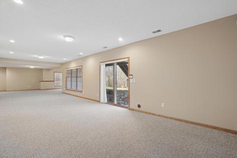 8781 Royal Court NW Anoka MN 55303
